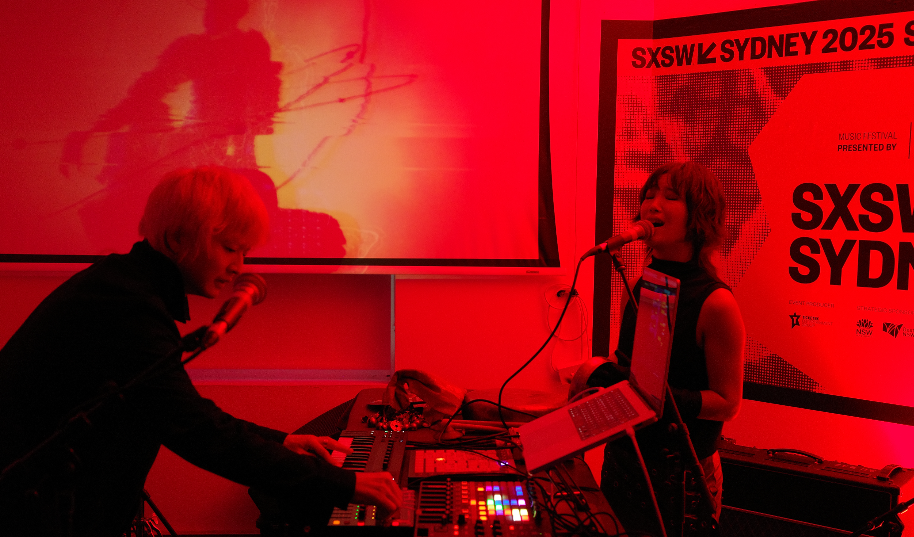 64ksana SXSW The Lord Gladstone  Upstairs 공연