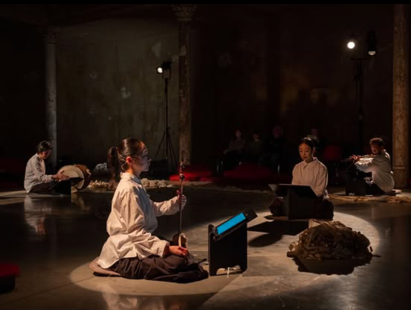 왓와이 아트 빈 모데른 공연